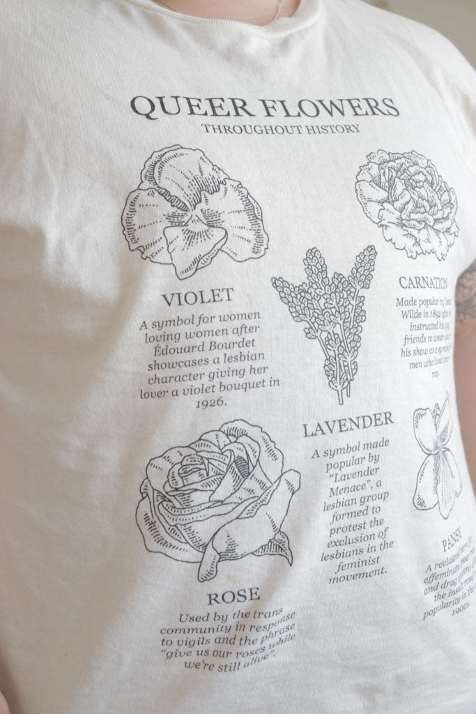 Graphic Unisex classic T-Shirt | Queer Flowers